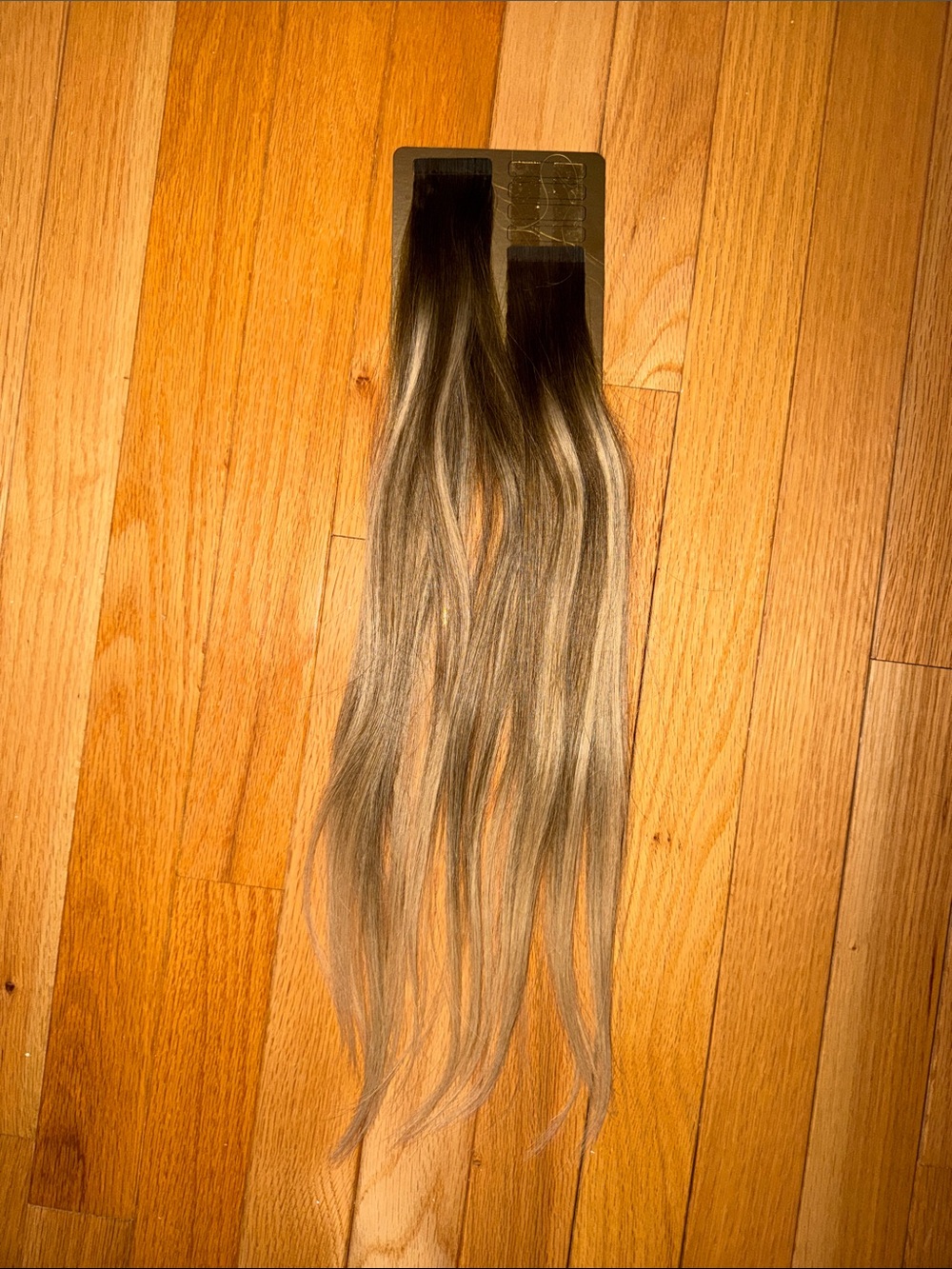BELLAMI  Tape-In Extensions shade vanilla latte